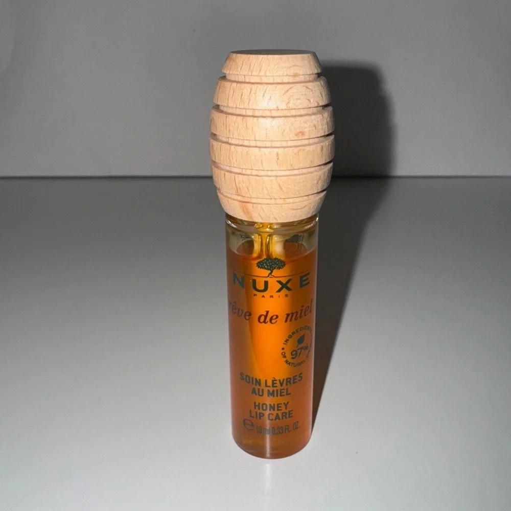 Nuxe honey lip oil